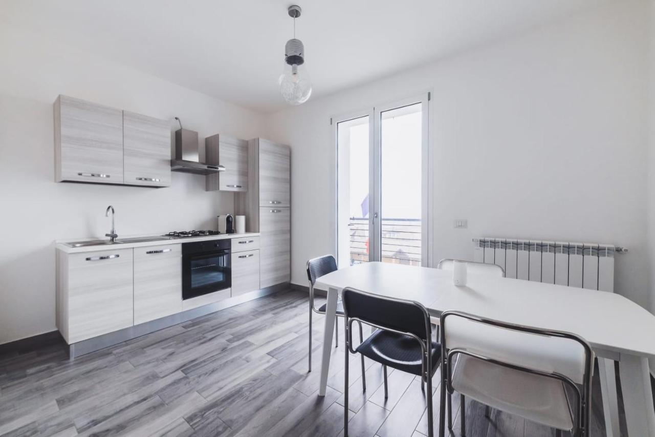 Casa Charlie Apartment Arcisate Bagian luar foto