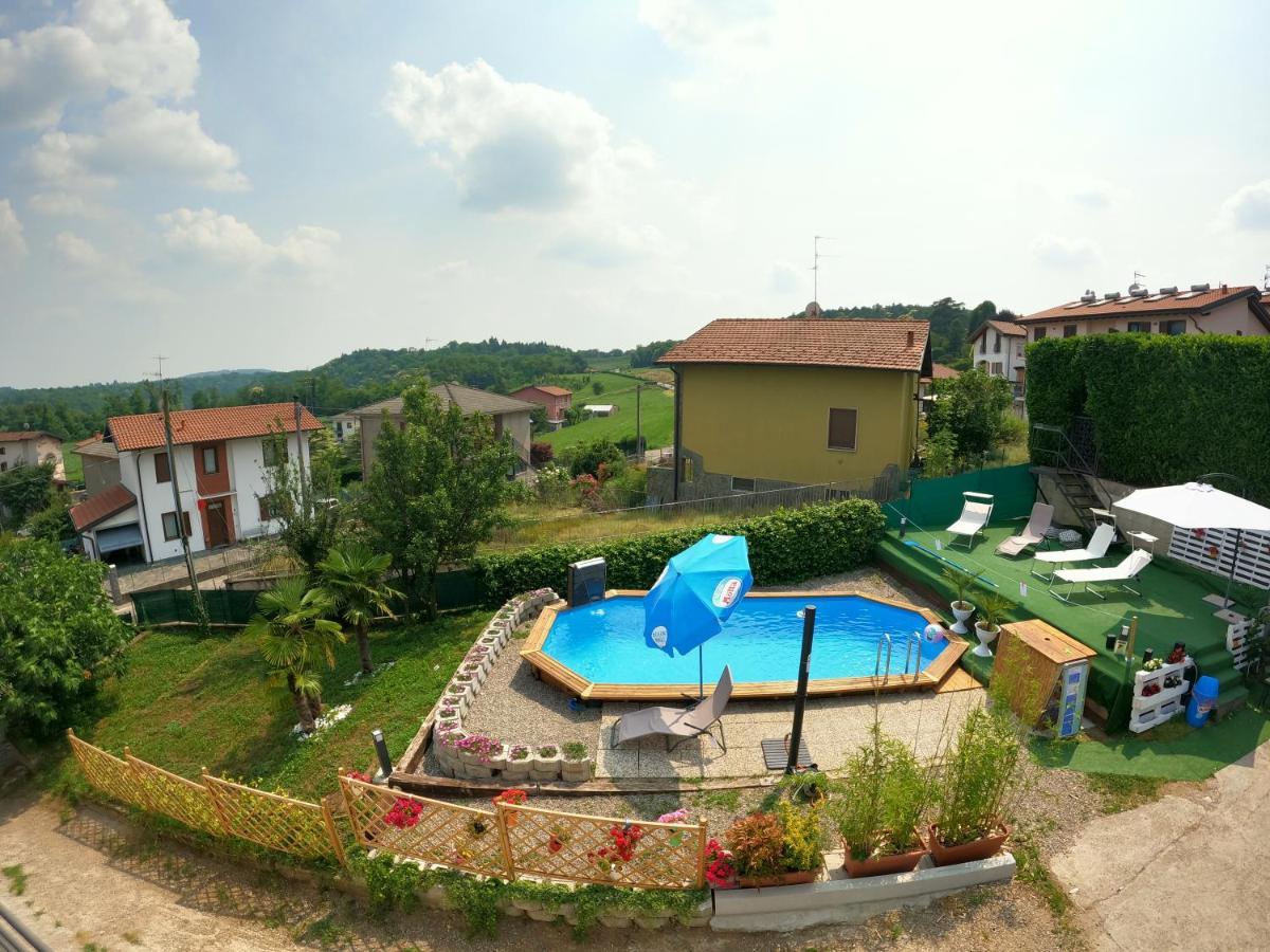 Casa Charlie Apartment Arcisate Bagian luar foto