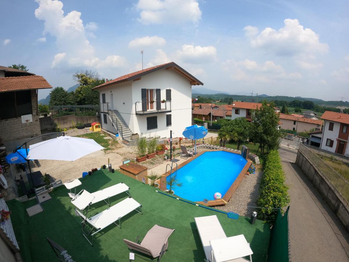 Casa Charlie Apartment Arcisate Bagian luar foto
